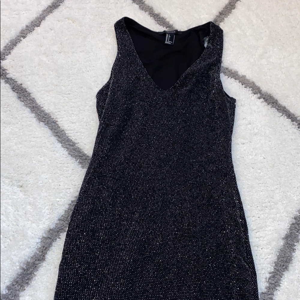Simple and cute sparkling dress